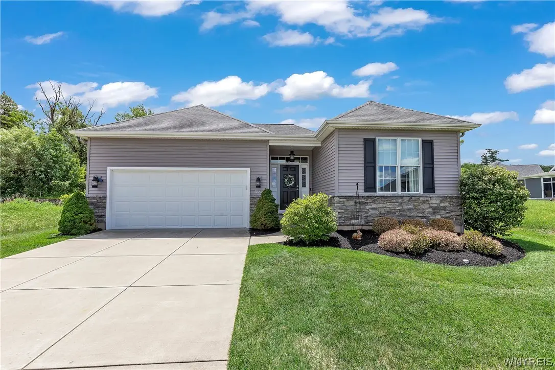 5383 Alderbrook Lane, Clarence, NY 14031 - #1