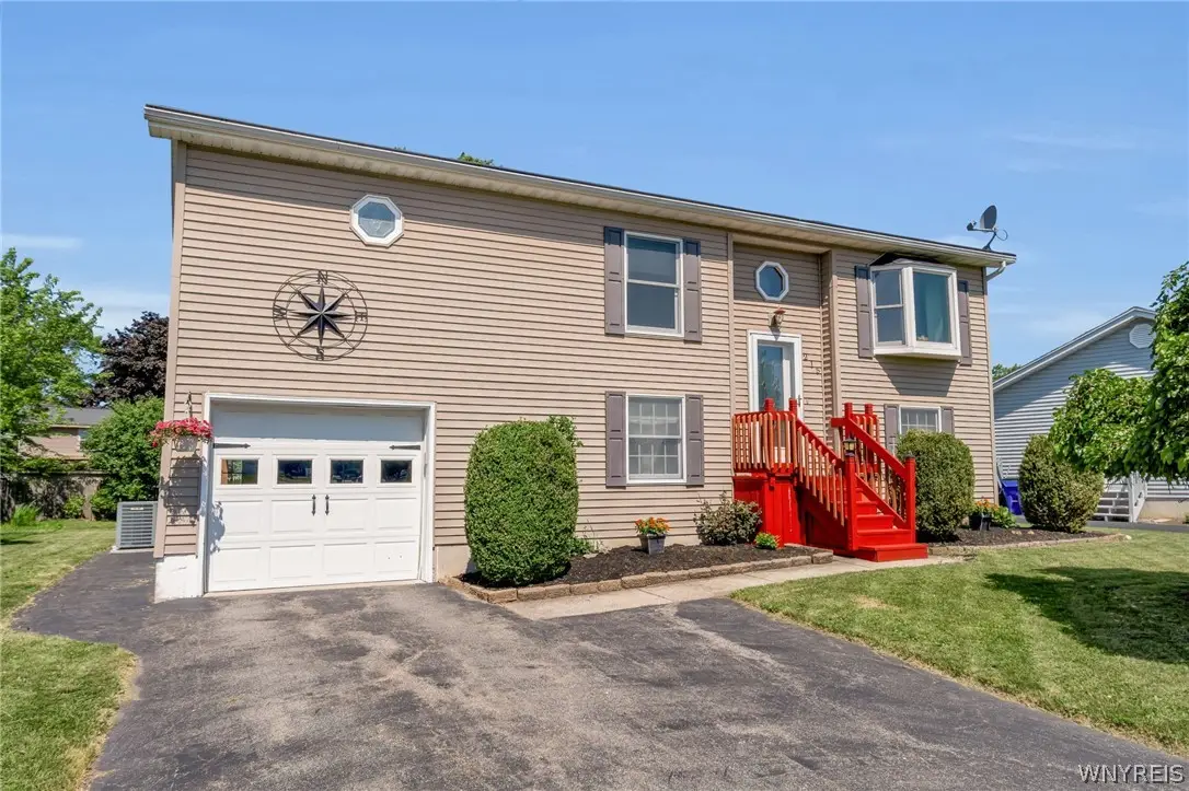 215 Summit Avenue, Buffalo, NY 14224 - #1