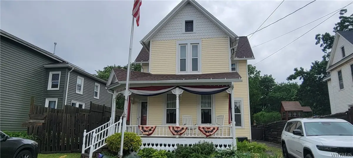 323 Church Street, Lockport, NY 14094 - #1