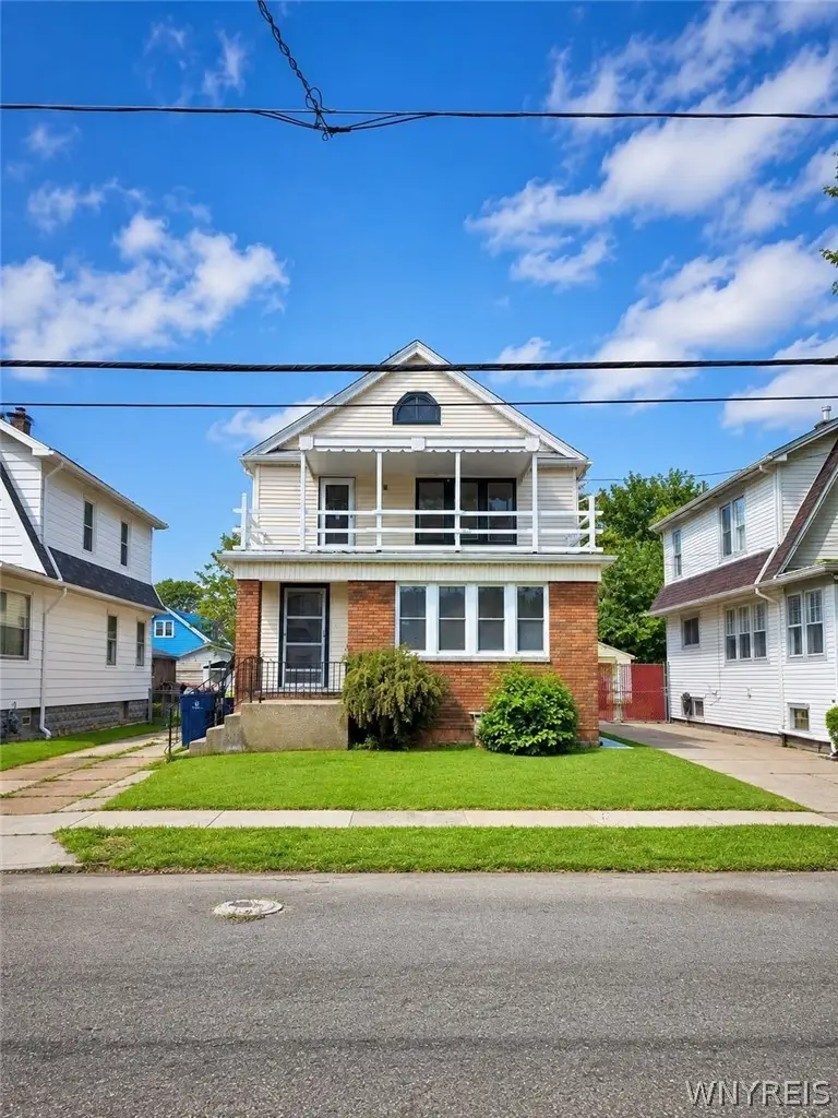 31 Dartmouth Avenue, Buffalo, NY 14215 - #1
