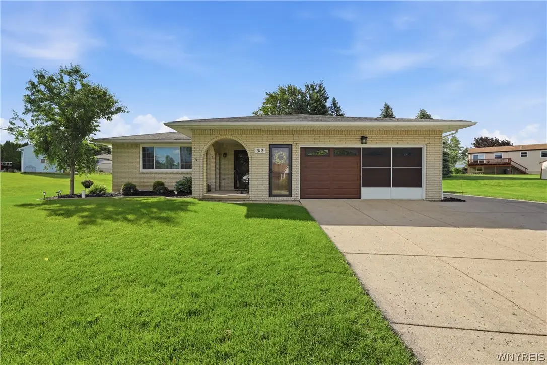 312 Barbados Drive, Cheektowaga, NY 14227 - #1