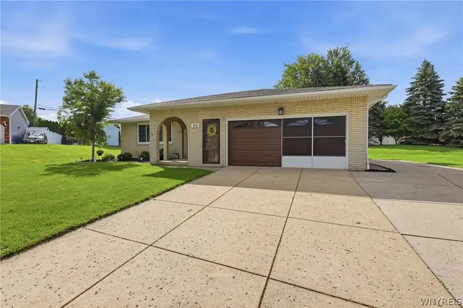 312 Barbados Drive, Cheektowaga, NY 14227 - #2
