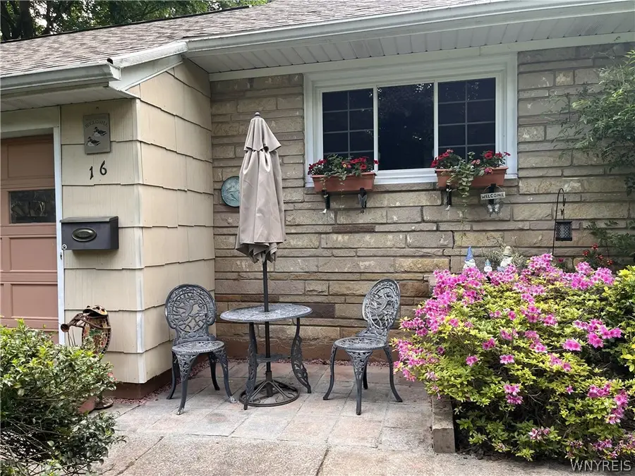 16 Parker Drive, Pittsford, NY 14534 - #2