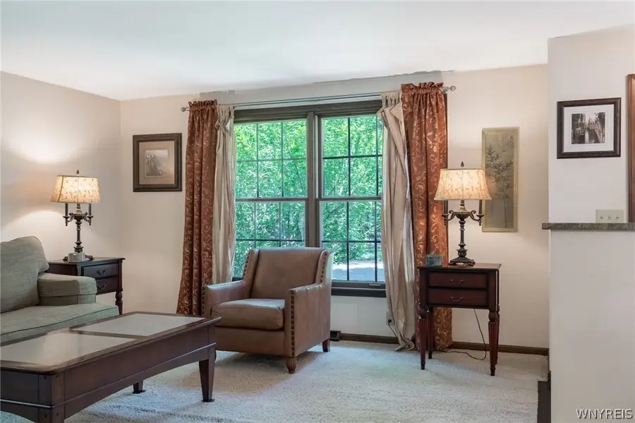 29 Haymarket Square, East Amherst, NY 14051 - #3
