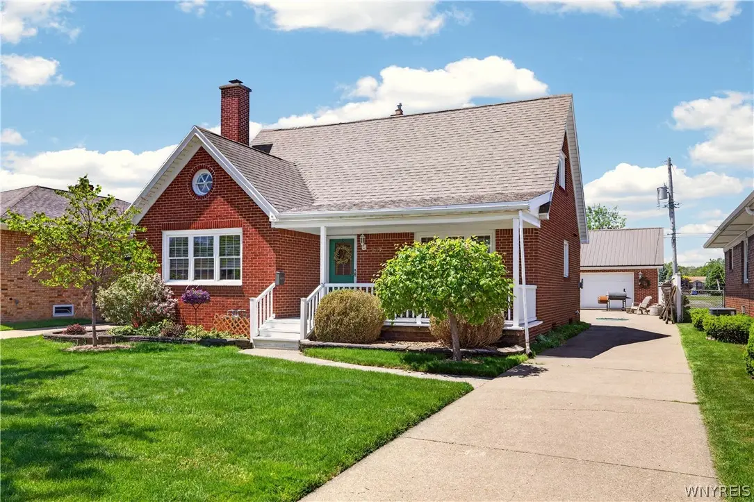 287 S Shore Blvd, Lackawanna, NY 14218 - #1