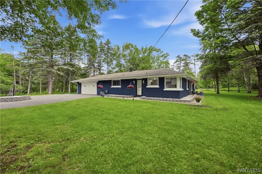 4735 Shimerville Road, Clarence, NY 14031 - #3