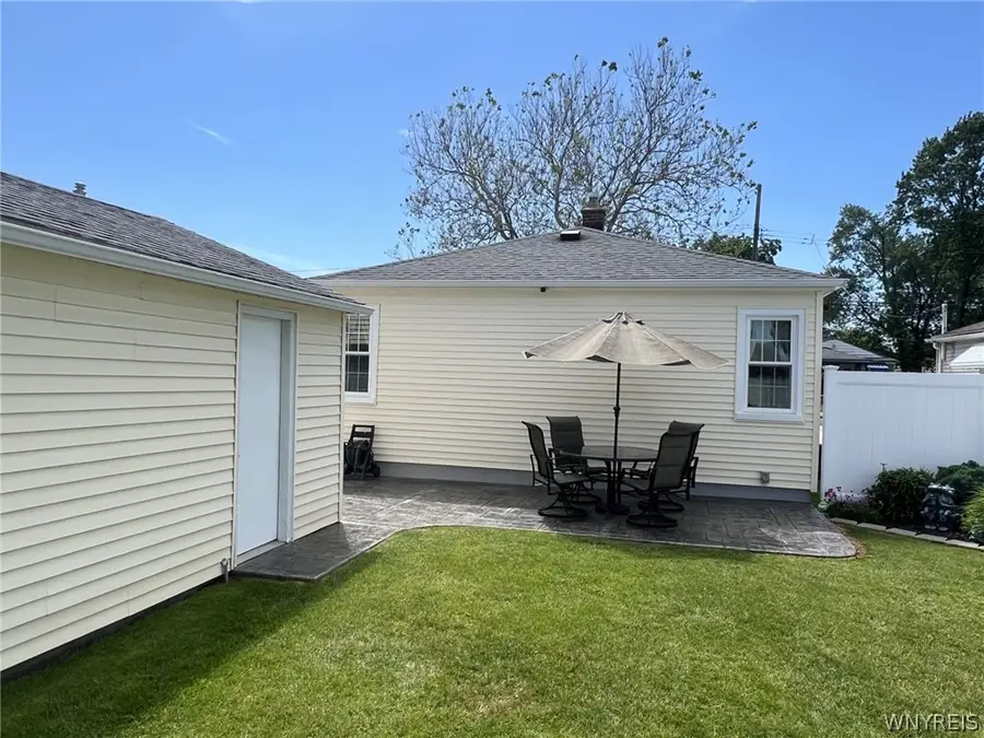 411 78th Street, Niagara Falls, NY 14304 - #3