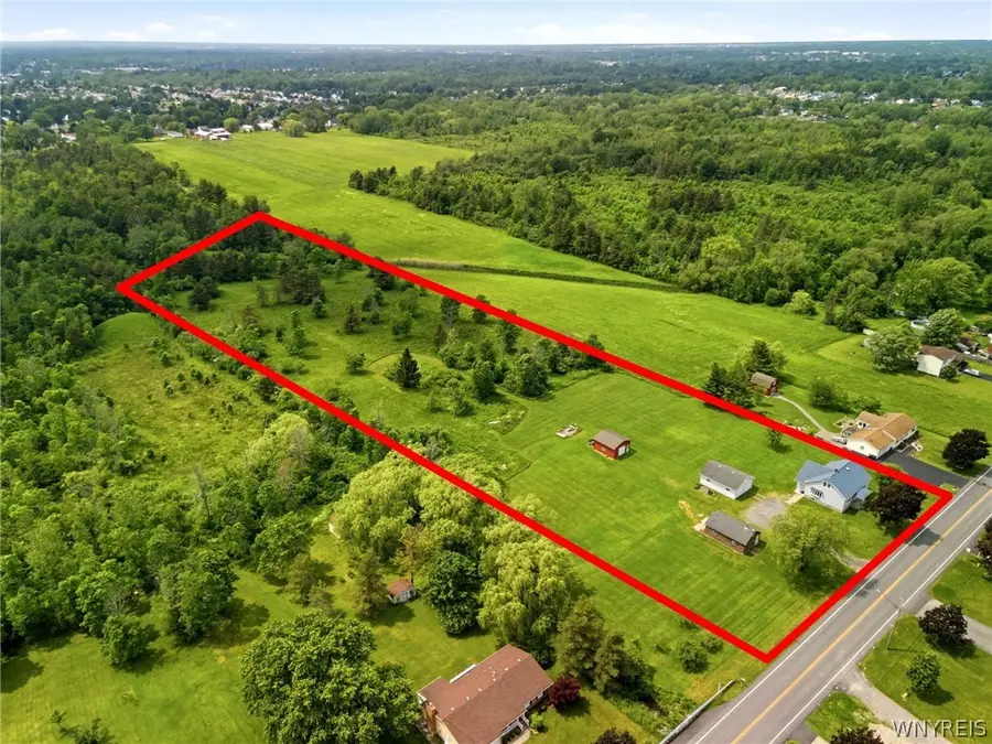 517 Lake Avenue, Lancaster, NY 14086 - #2
