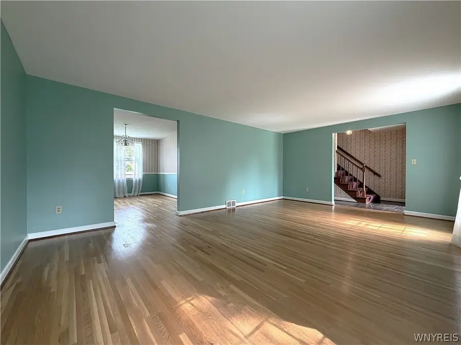 25 Foxpoint W, Buffalo, NY 14221 - #2