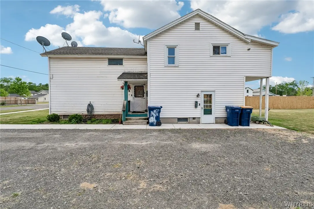 27 Porter Street, Lockport, NY 14094 - #1