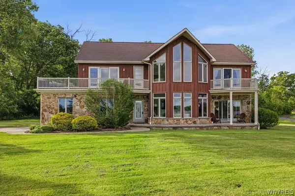3199 W River Road, Grand Island, NY 14072