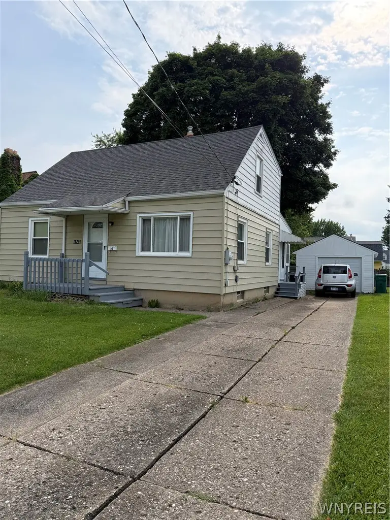 1242 87th Street, Niagara Falls, NY 14304 - #2