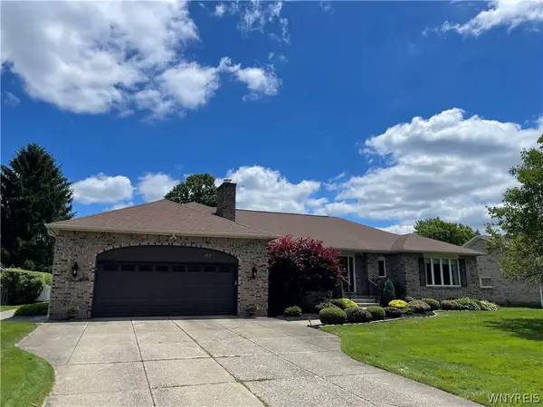 352 Dan Troy Drive, Buffalo, NY 14221