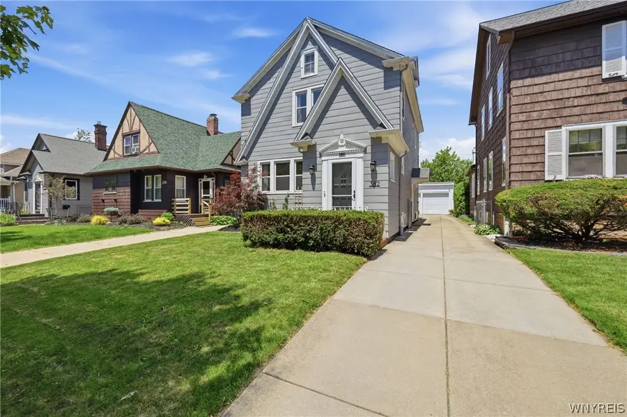 382 Mckinley Avenue, Buffalo, NY 14217 - #2