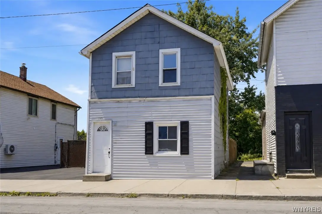 210 Oliver Street, North Tonawanda, NY 14120 - #1