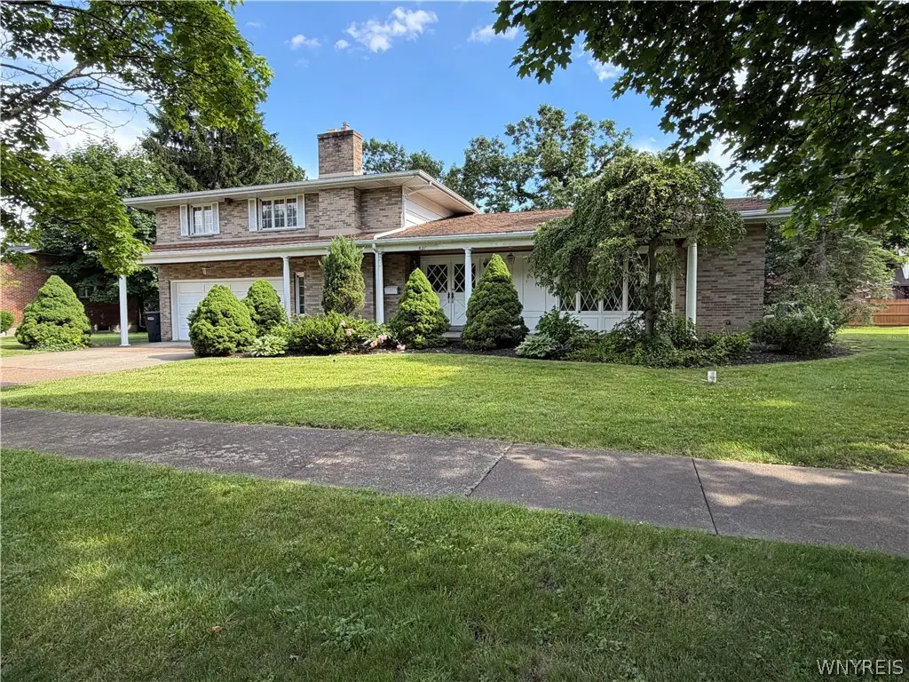 821 College Terrace, Niagara Falls, NY 14305 - #1