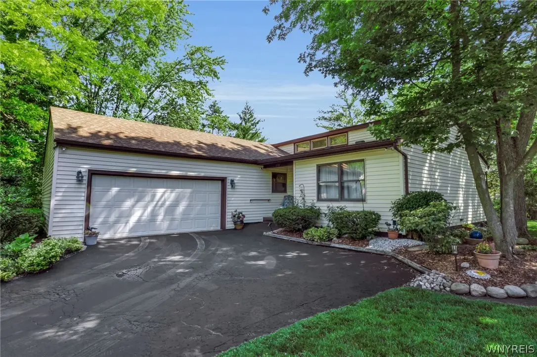 229 Robin Road, Buffalo, NY 14228 - #1