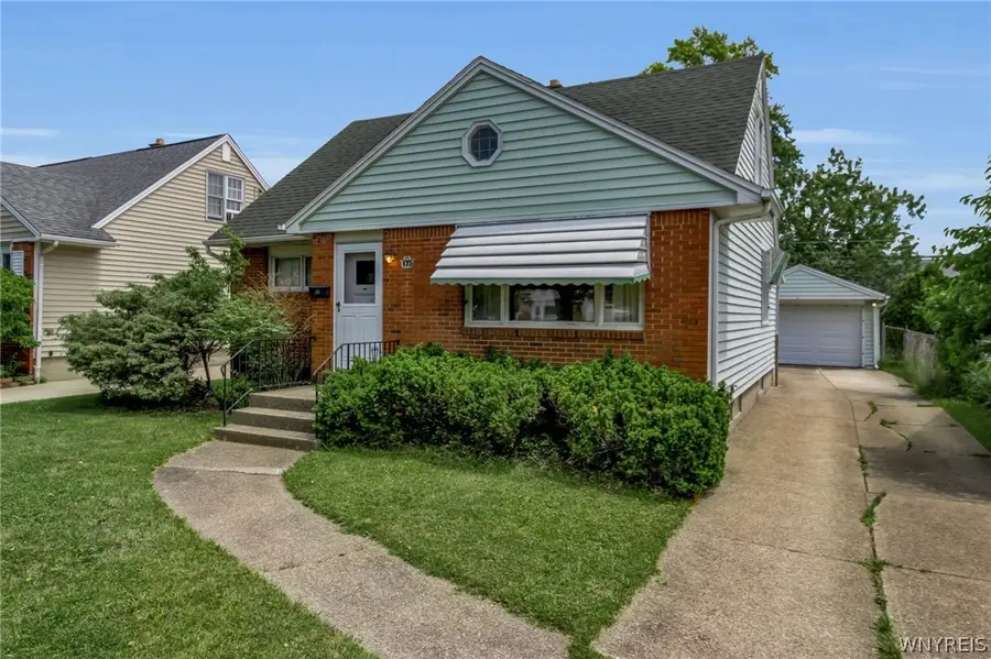 175 Margaret Road, Buffalo, NY 14226 - #2