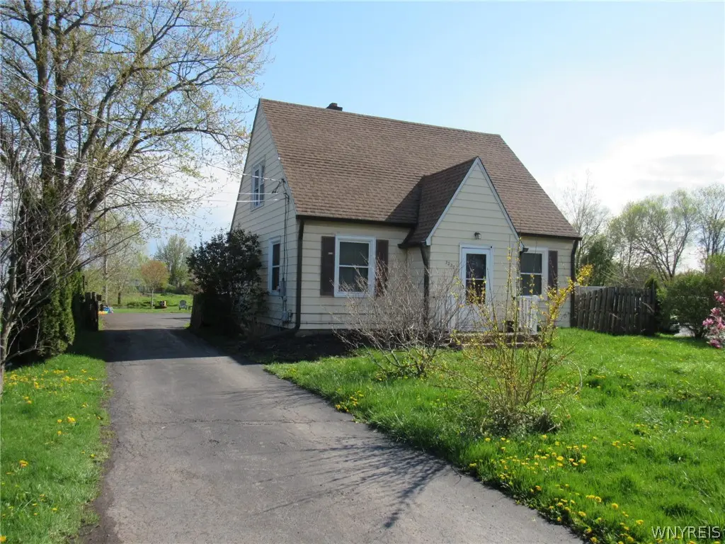3020 Niagara Falls Boulevard, North Tonawanda, NY 14120 - #1
