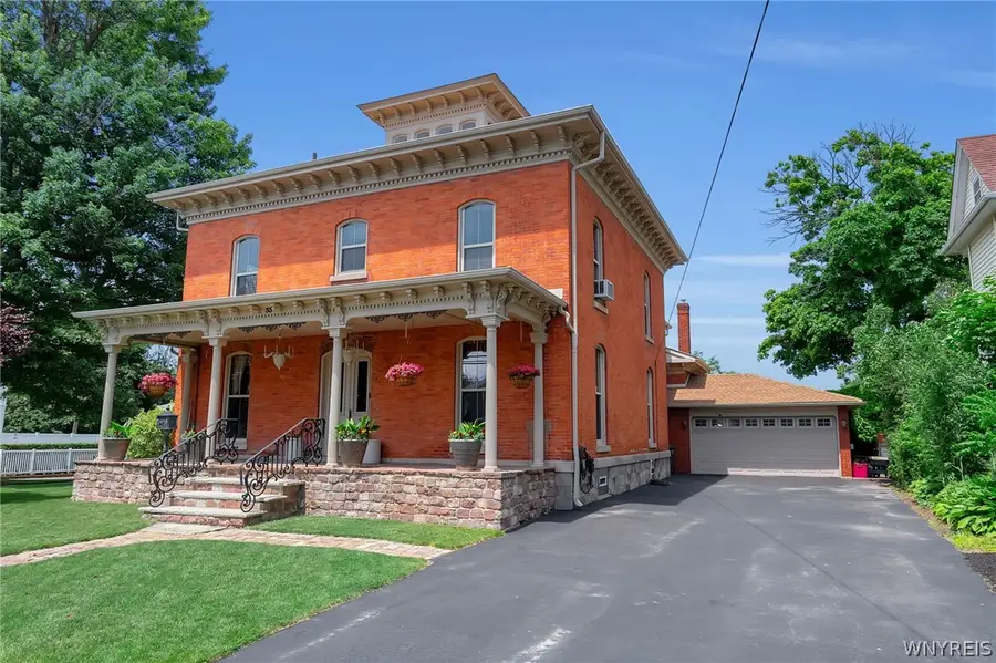 33 State Street, Middleport, NY 14105 - #2