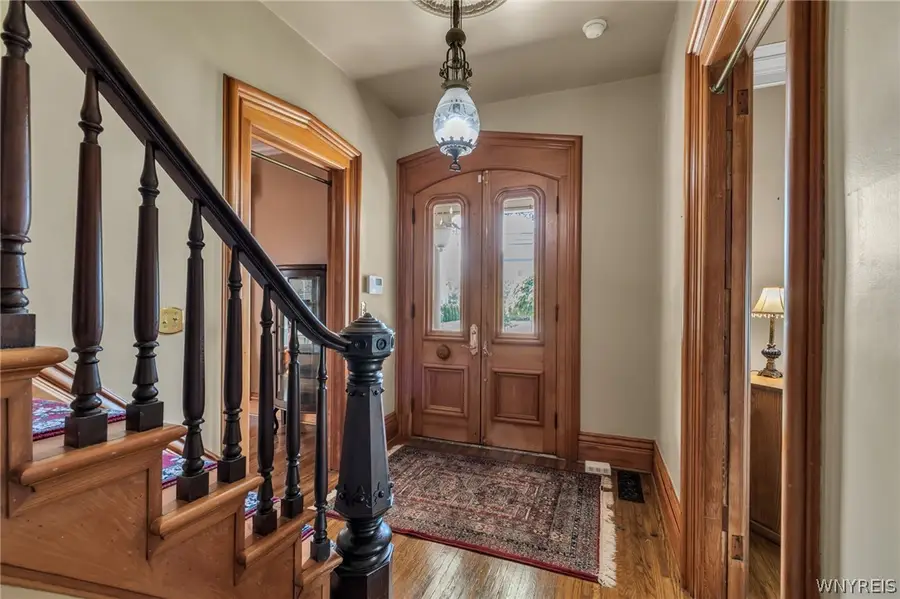 33 State Street, Middleport, NY 14105 - #3