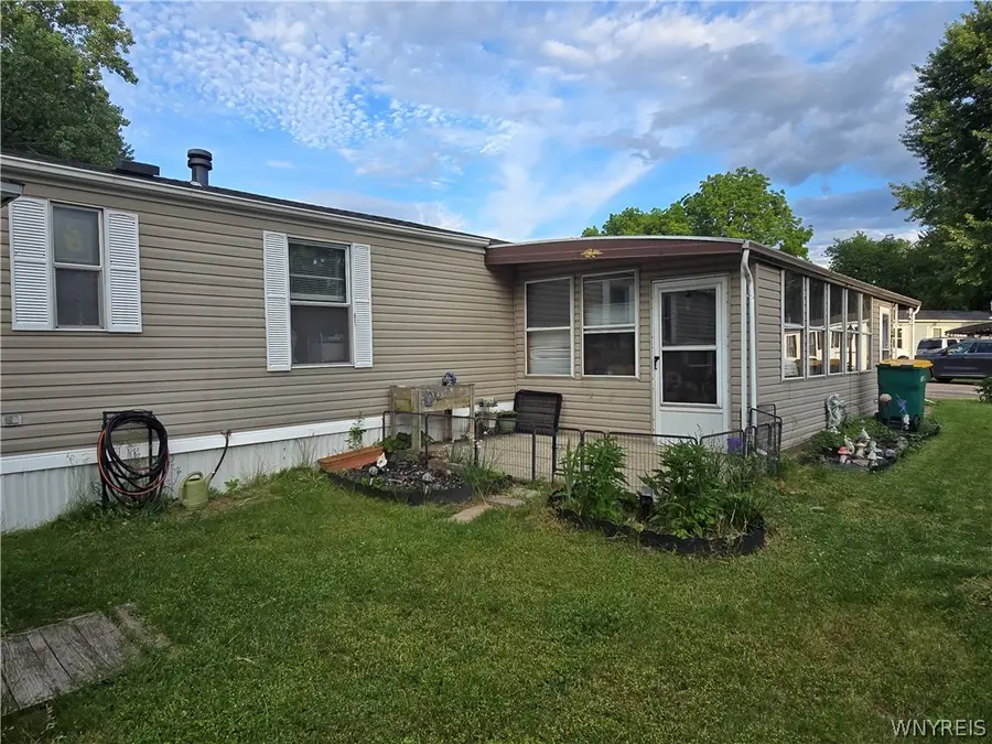 3880 Lockport Olcott, Lockport, NY 14094 - #3