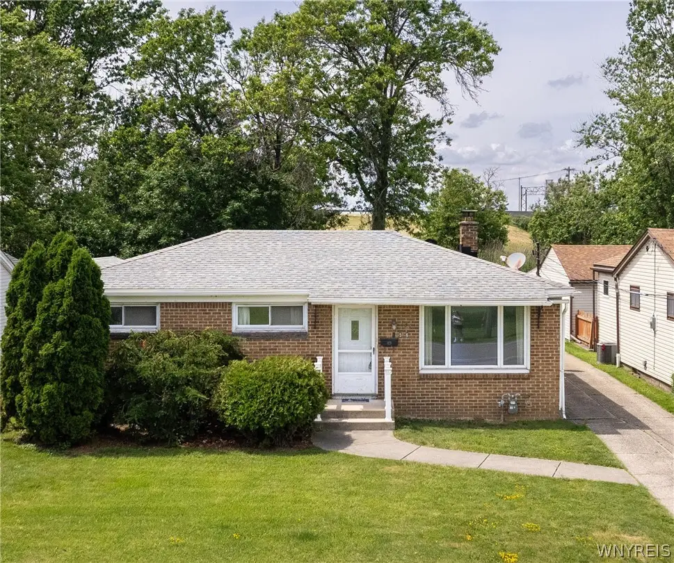 156 Two Mile Creek Road, Tonawanda, NY 14150 - #1