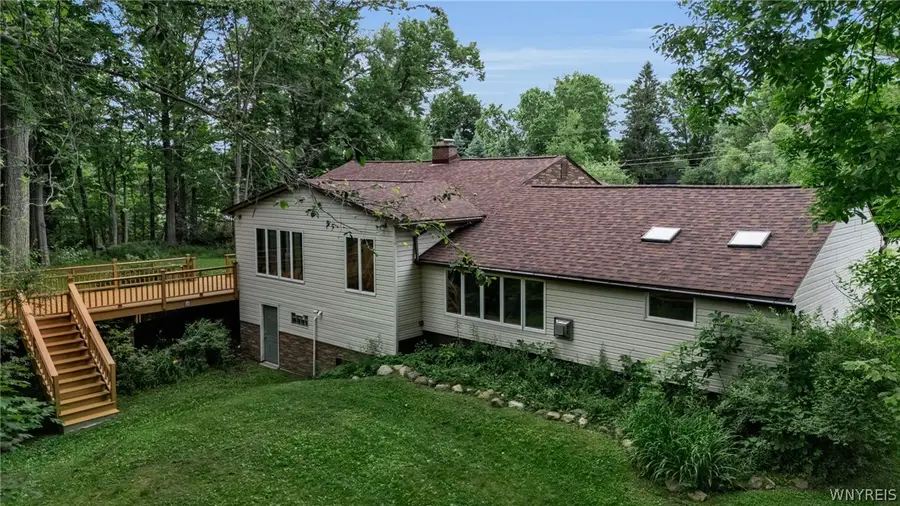 997 Sweet Road, East Aurora, NY 14052 - #2