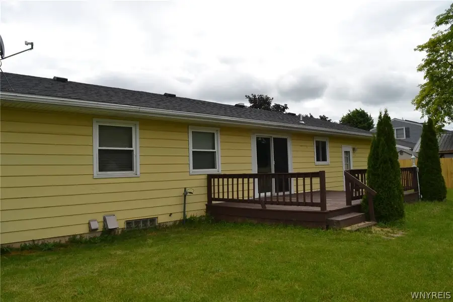 92 Lindhurst Drive, Lockport, NY 14094 - #2