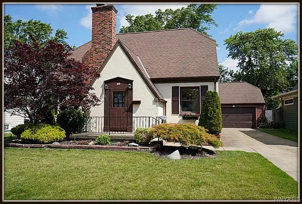 40 Kenton Road, Buffalo, NY 14217