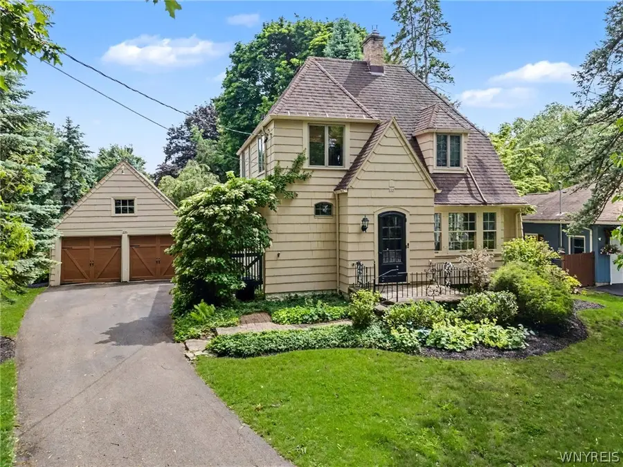 226 Highland Avenue, Hamburg, NY 14075 - #2