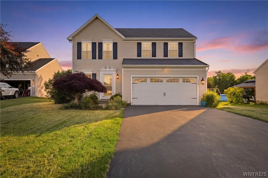 5784 Willow Creek Lane, Sanborn, NY 14132 - #1