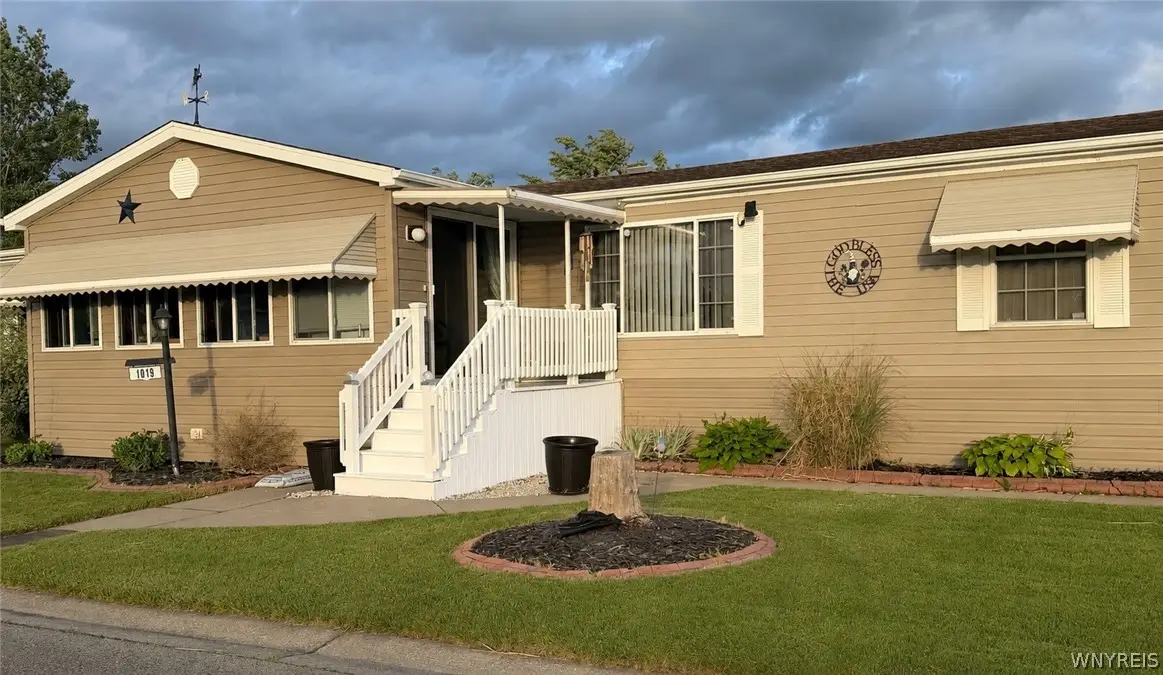 1019 Ridgewood Drive, Lockport, NY 14094 - #1