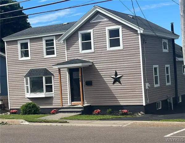 240 Syracuse Avenue, Oswego, NY 13126