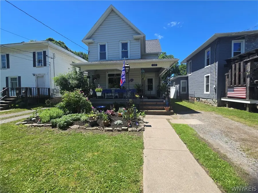 1002 West Avenue, Medina, NY 14103 - #2