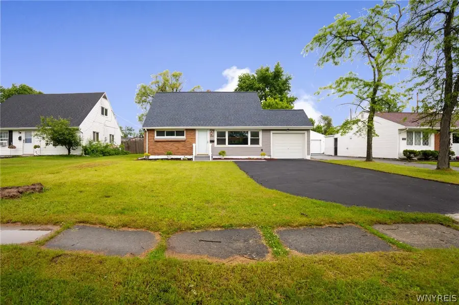 1889 Broadway, Grand Island, NY 14072 - #2