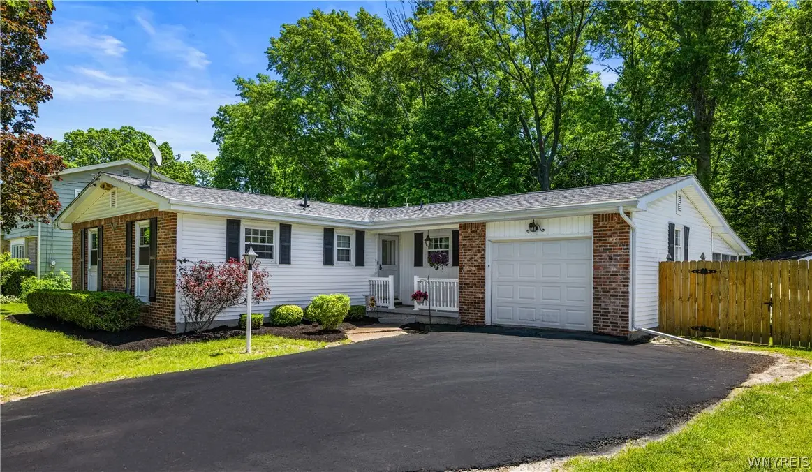 365 Brookshire Road, Youngstown, NY 14174 - #1