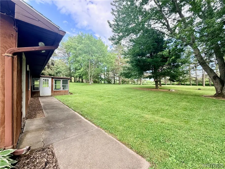4842 Batavia Bethany Townl Road, Batavia, NY 14020 - #2