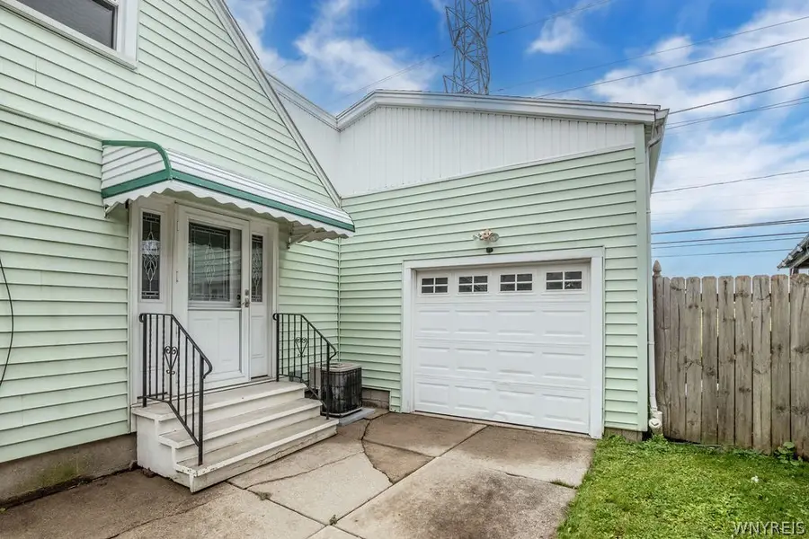 20 Nicholas Drive S, Tonawanda, NY 14150 - #3