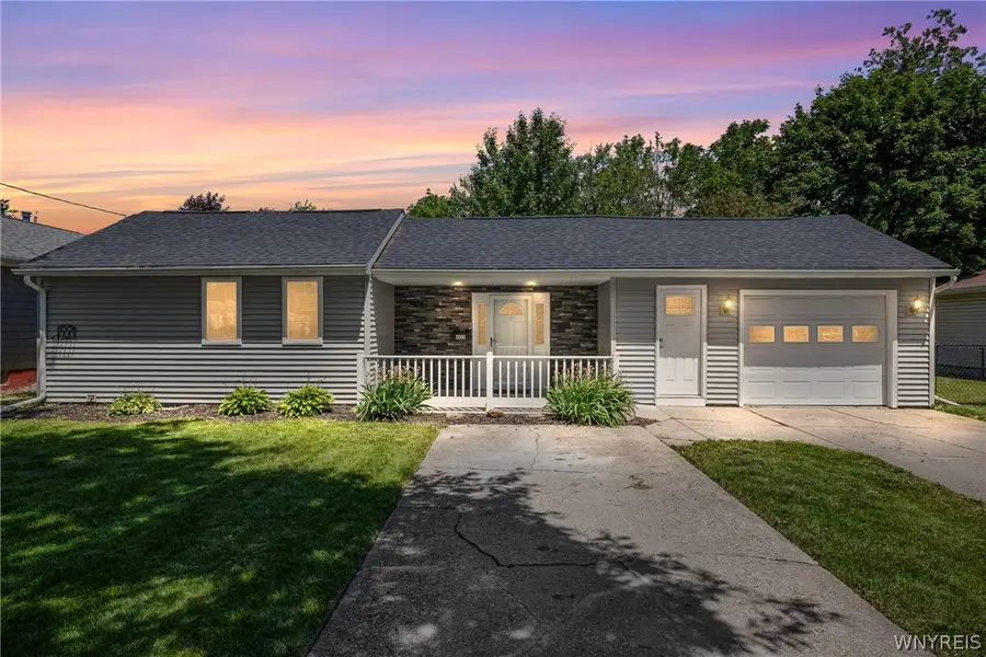 405 Warner Avenue, North Tonawanda, NY 14120 - #2