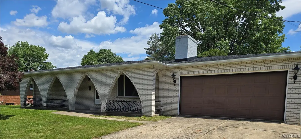 120 Autumnvale, Lockport, NY 14094 - #1