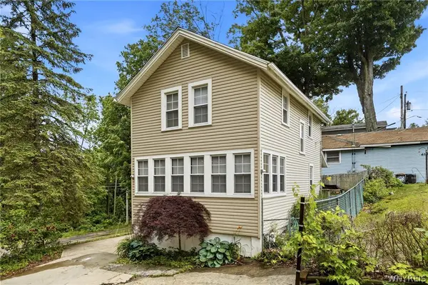 629 Seymour, Angola, NY 14006