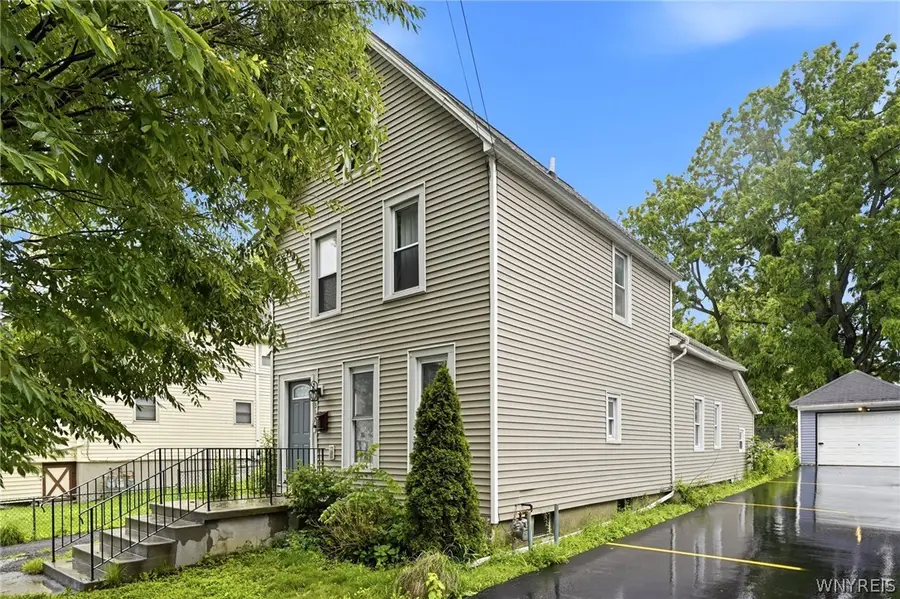 5317 Broadway Street, Lancaster, NY 14086 - #2