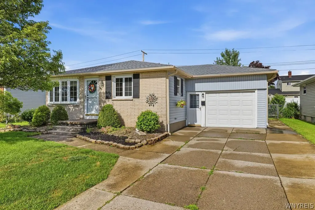 49 Caroline Lane, Depew, NY 14043 - #1