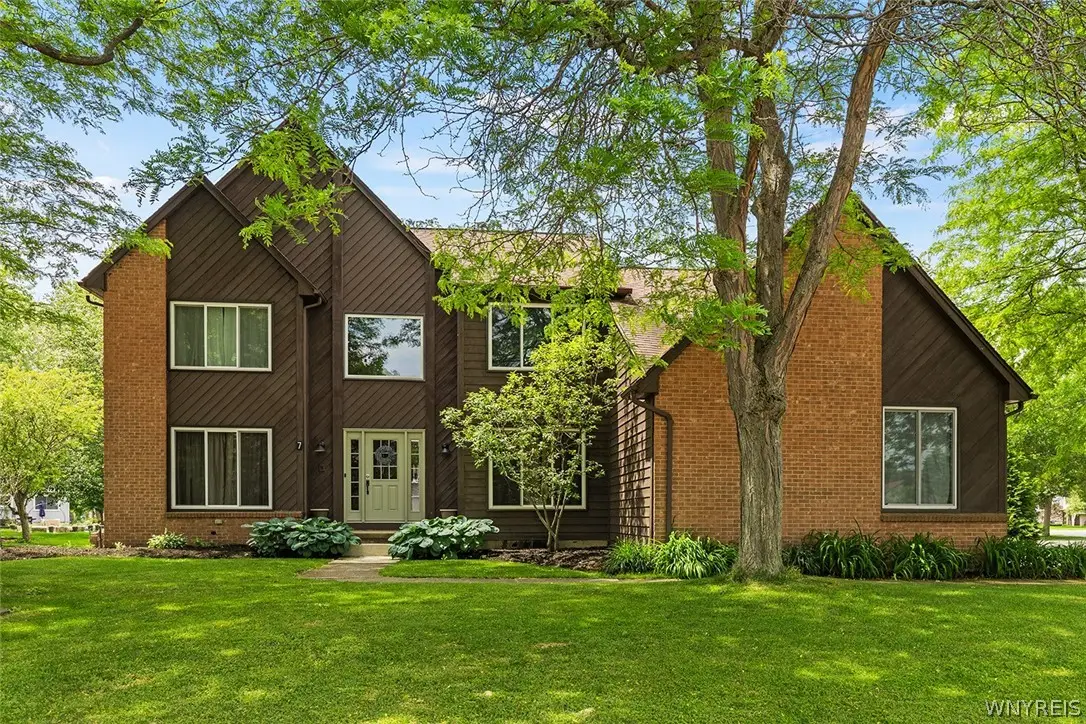 7 Opal Court, East Amherst, NY 14051 - #1