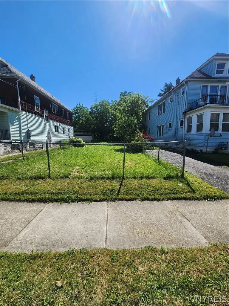 341 Cambridge Avenue, Buffalo, NY 14215 - #1