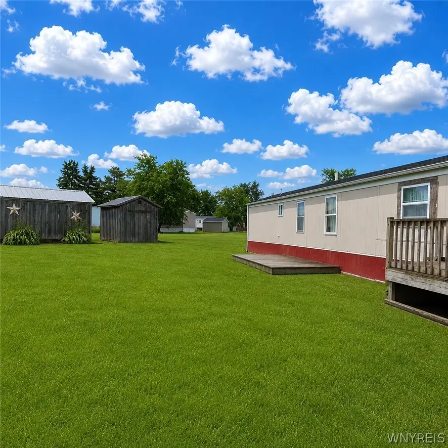 143 Del Court E, Lockport, NY 14094 - #3