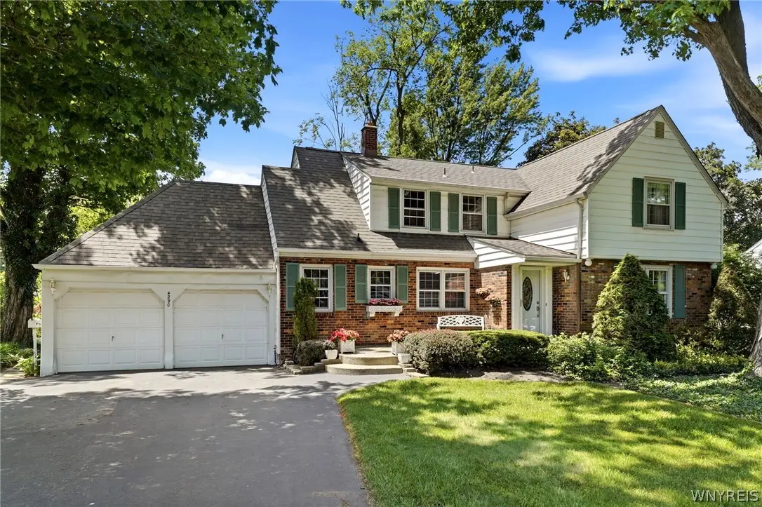 4290 Wildwood Dr, Williamsville, NY 14221 - #1