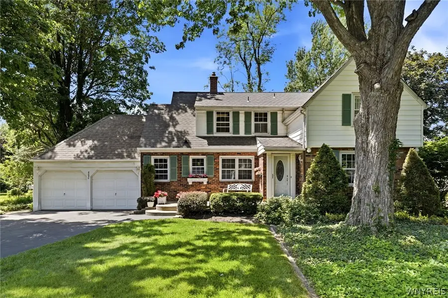 4290 Wildwood Dr, Williamsville, NY 14221 - #2