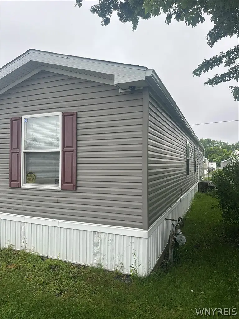 611 C Street, Niagara Falls, NY 14304 - #2